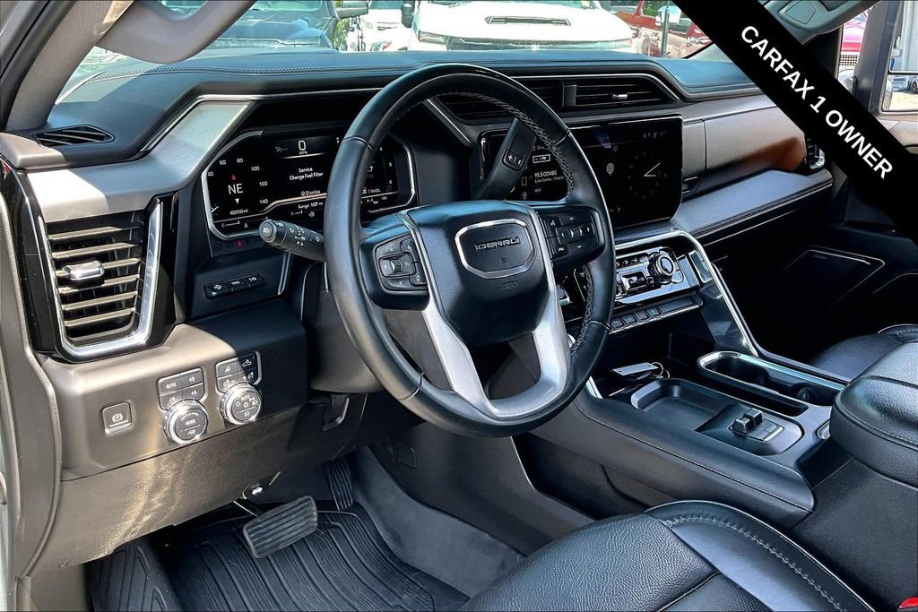 Used 2024 GMC Sierra 3500 Denali w/ Denali Reserve Package AWD/4WD image 6