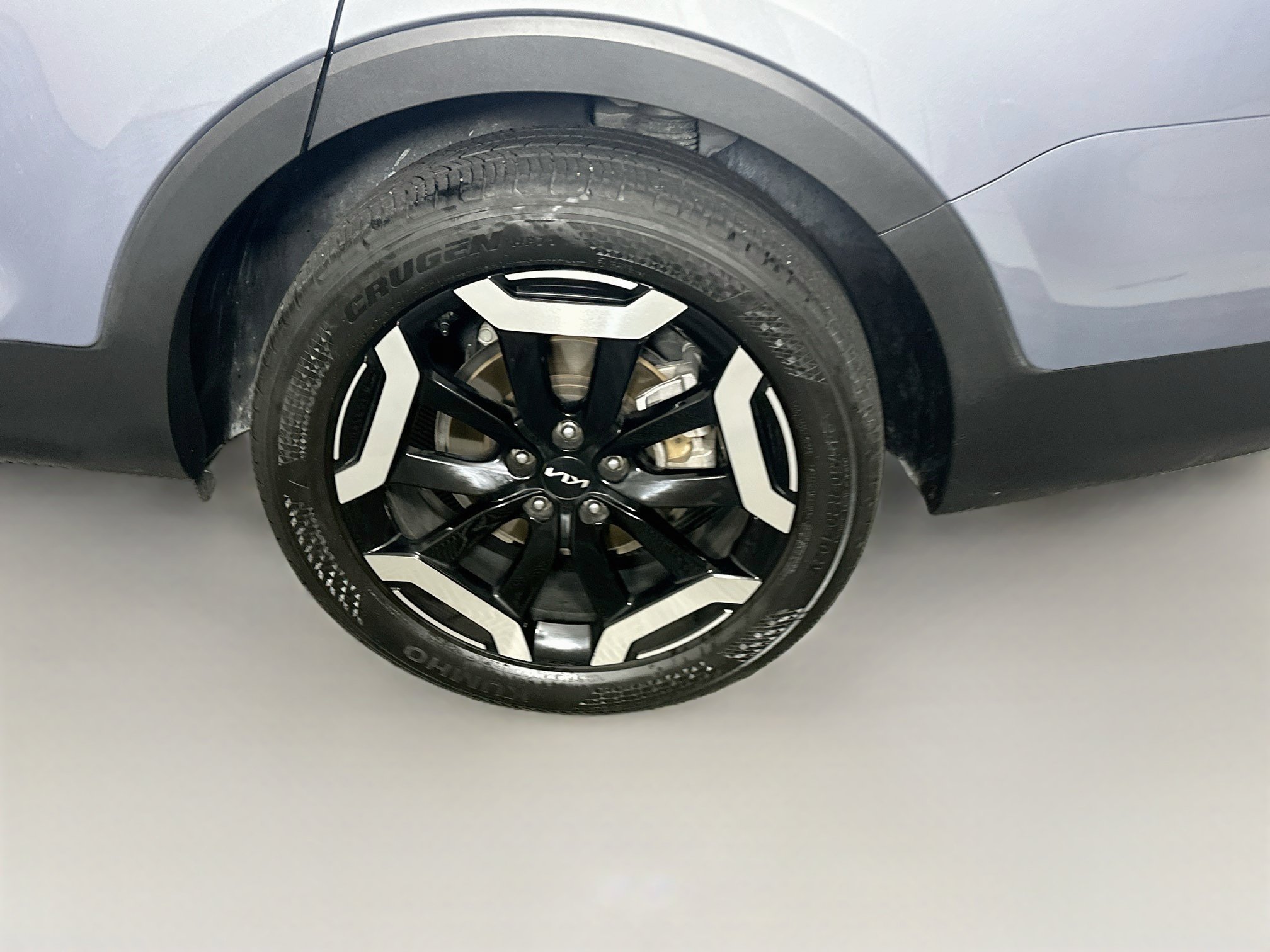 Used 2025 Kia Telluride S FWD image 11