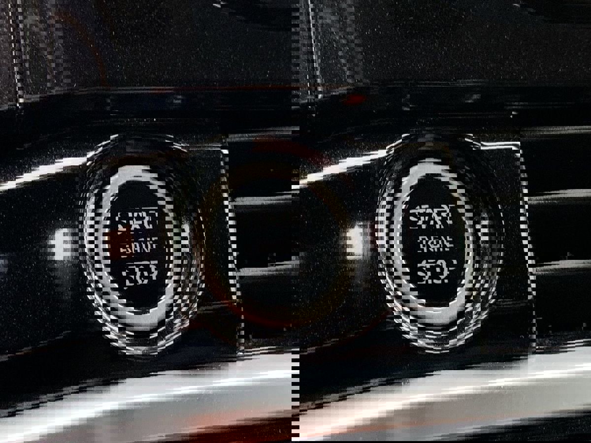 Used 2024 Nissan Pathfinder SV image 21