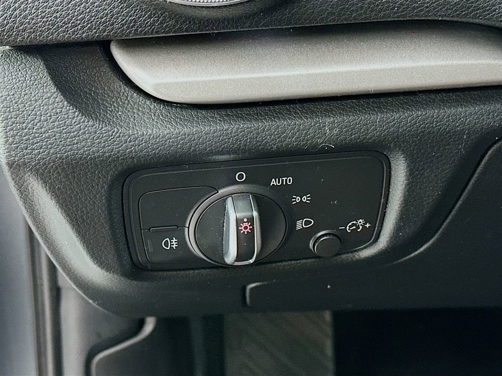 Used 2016 Audi A3 2.0T Premium image 14