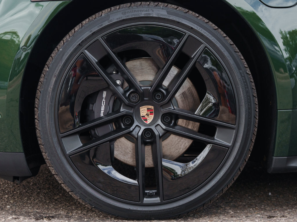 New 2026 Porsche Taycan AWD/4WD image 12