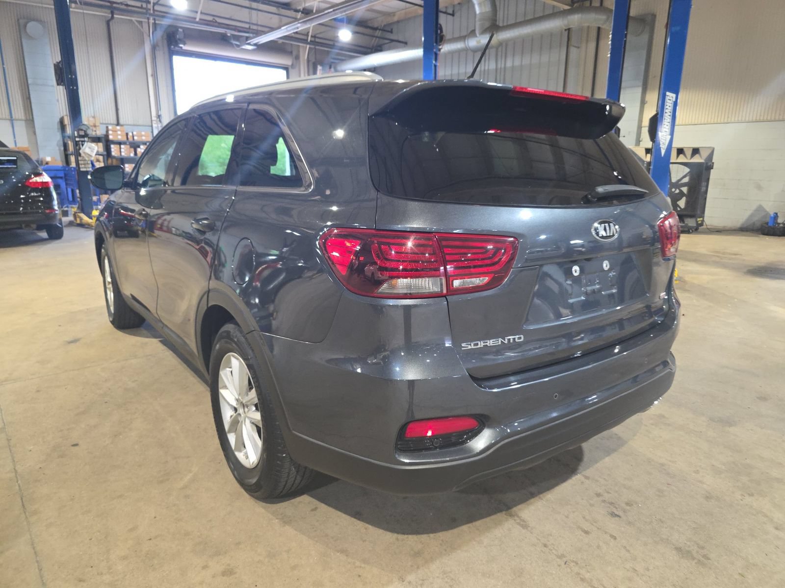 Used 2020 Kia Sorento LX w/ LX I4 Convenience Package FWD image 8