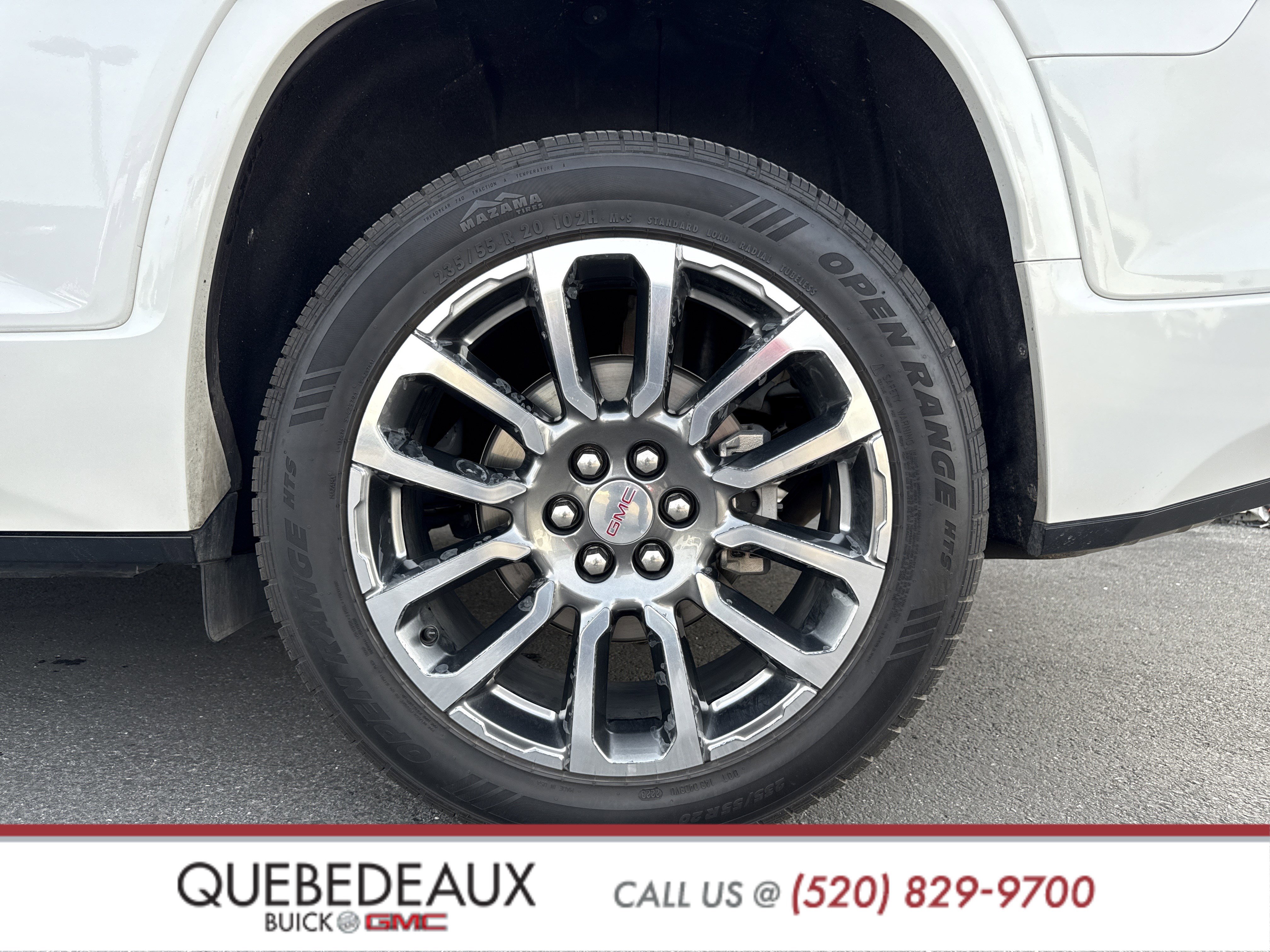 Used 2020 GMC Acadia Denali w/ Denali Ultimate Package image 3