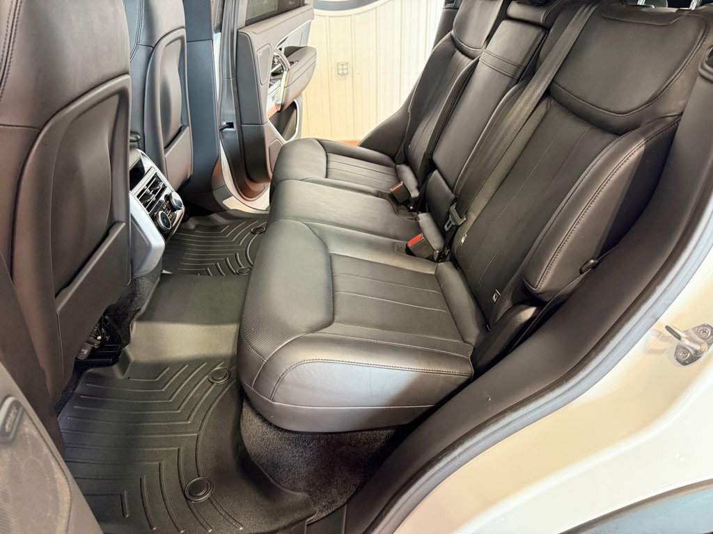 Used 2022 Land Rover Range Rover SE image 19