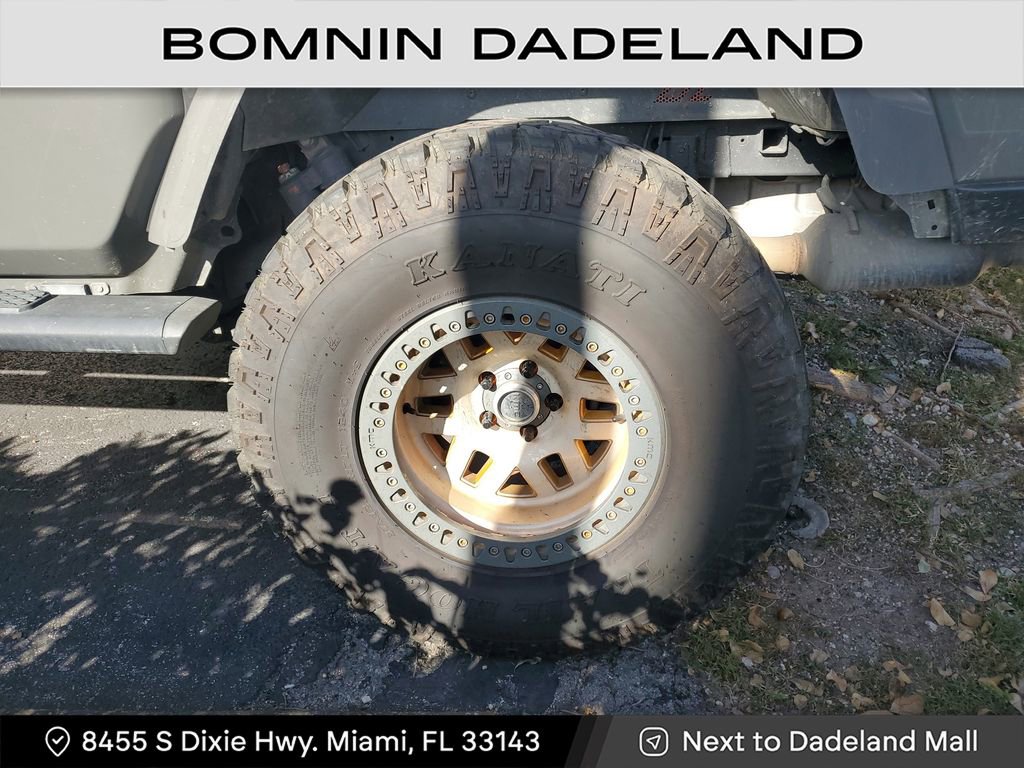 Used 2020 Jeep Gladiator Sport image 7