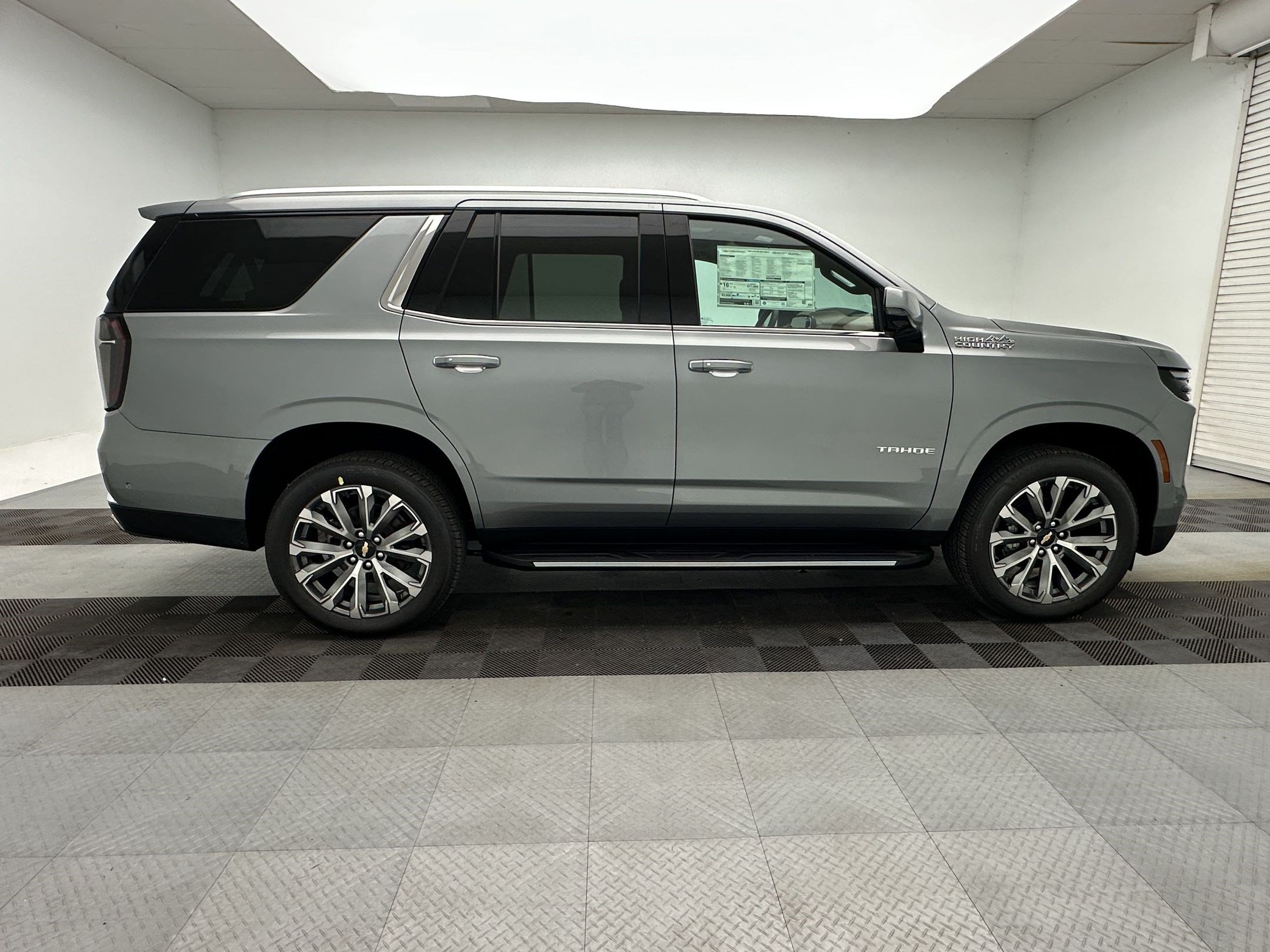 New 2026 Chevrolet Tahoe High Country w/ Sun And Tow Package AWD/4WD image 8