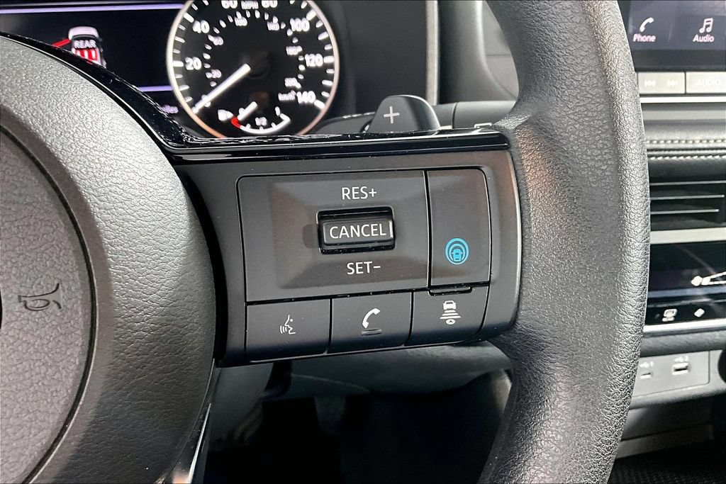Used 2023 Nissan Rogue SV AWD/4WD image 18