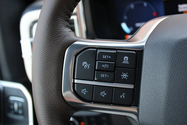 New 2025 Ford F350 King Ranch w/ FX4 Off-Road Package image 11