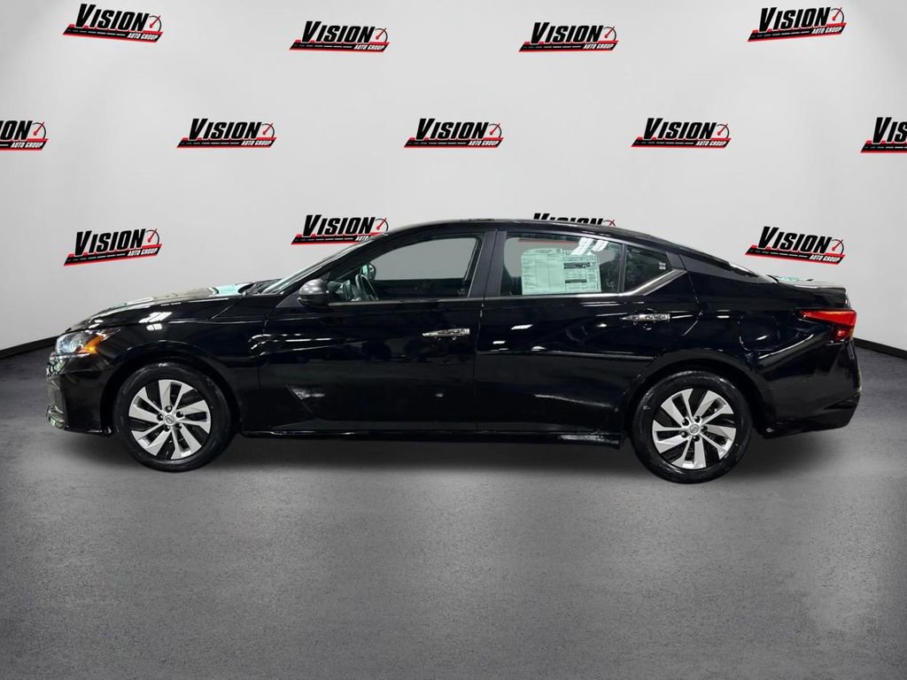 Used 2025 Nissan Altima 2.5 S image 8