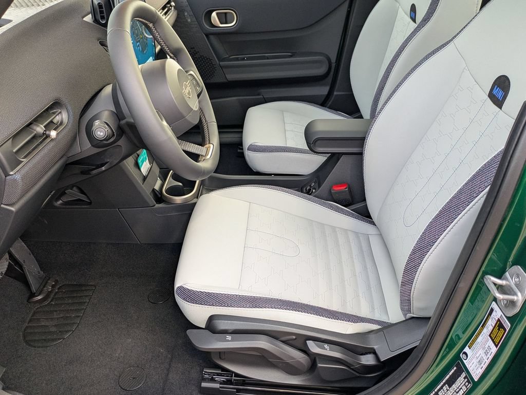 New 2026 MINI Cooper 4-Door Hardtop FWD image 12