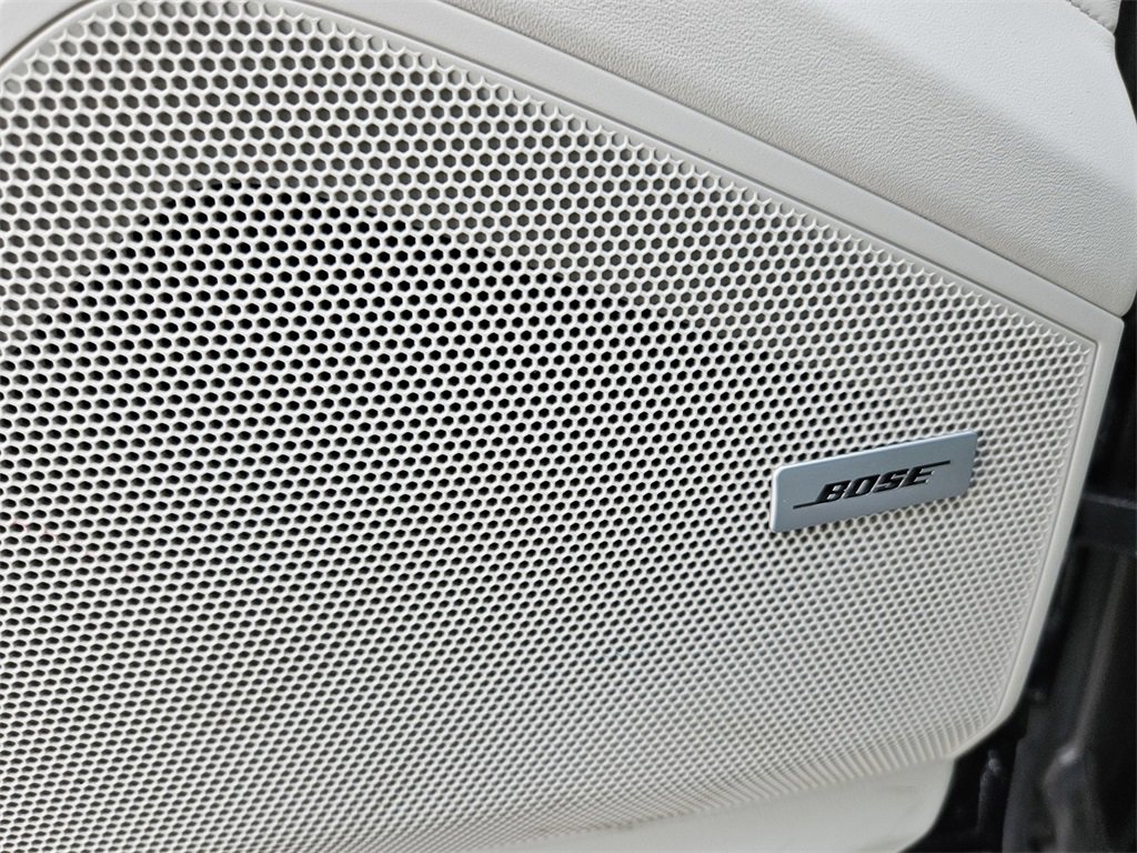 Used 2022 Porsche Cayenne image 13