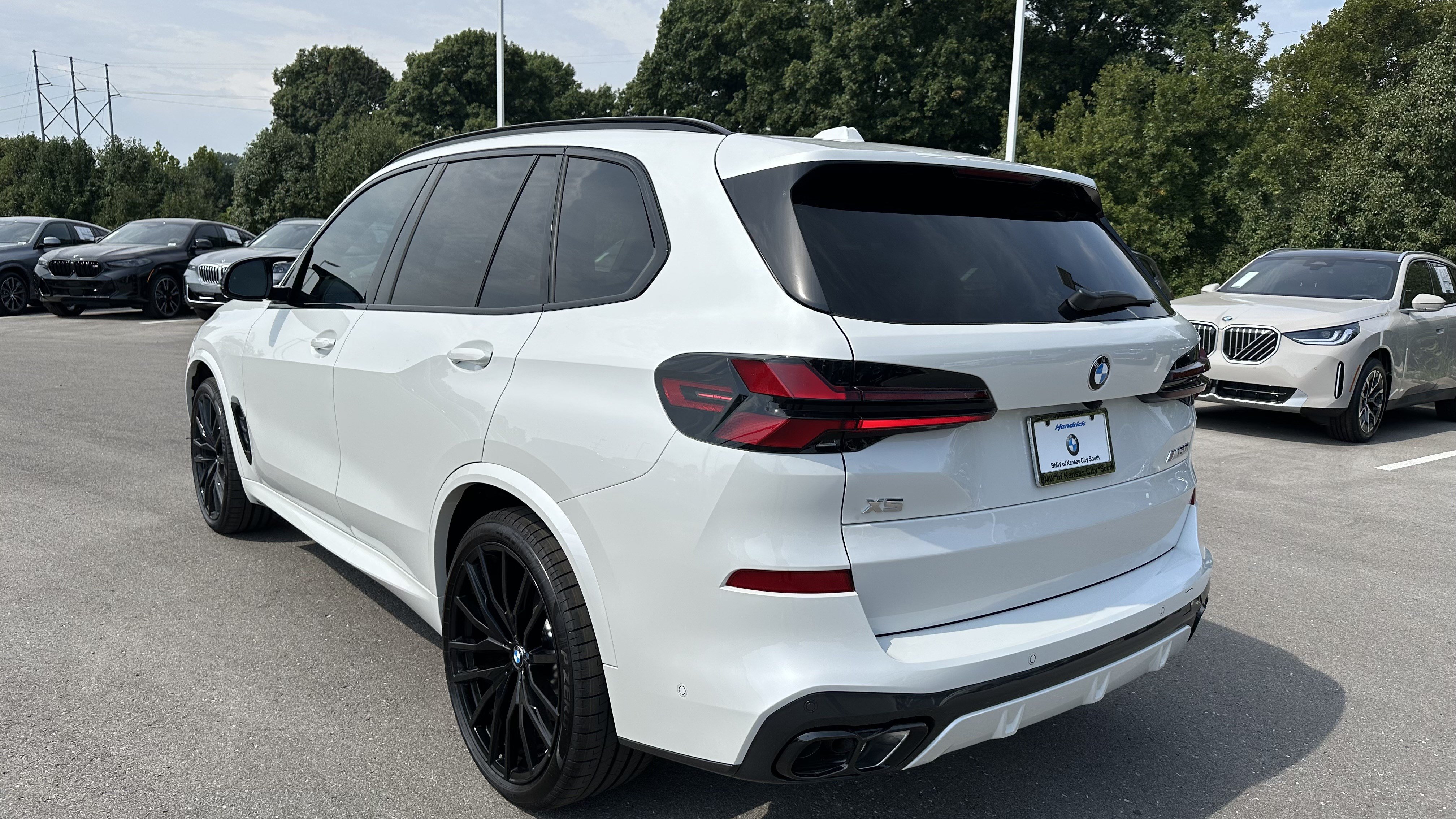 Used 2026 BMW X5 M60i w/ Executive Package AWD/4WD image 8