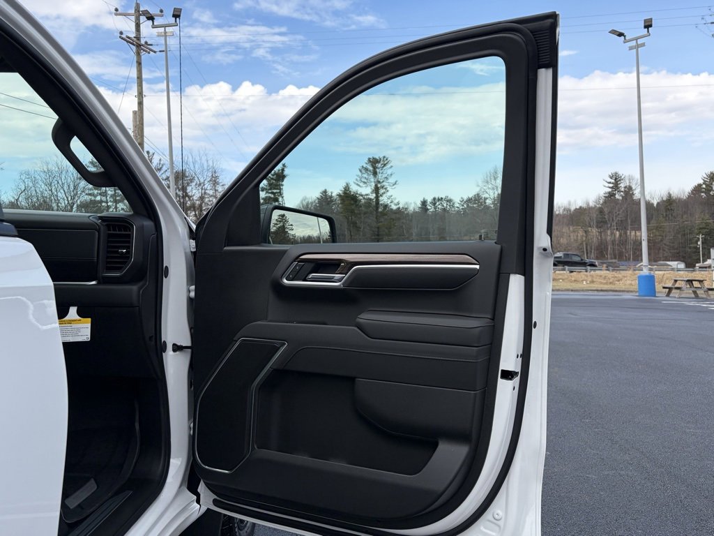 New 2026 Chevrolet Silverado 1500 RST w/ RST Select Package image 17