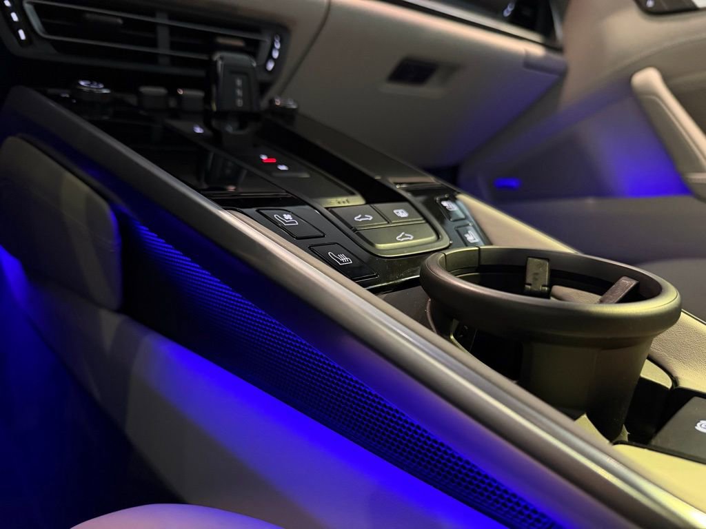 Certified 2024 Porsche 911 Carrera GTS image 23