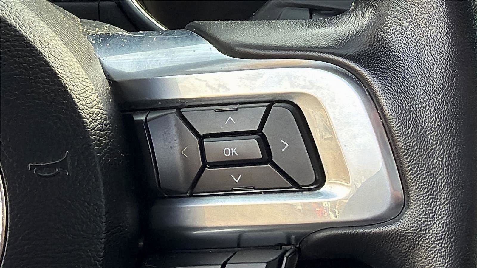 Used 2023 Ford Mustang Premium image 5