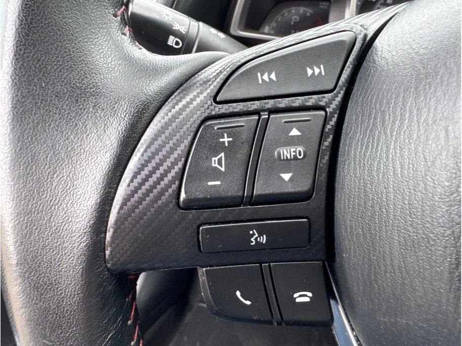 Used 2014 MAZDA MAZDA3 i Touring image 16