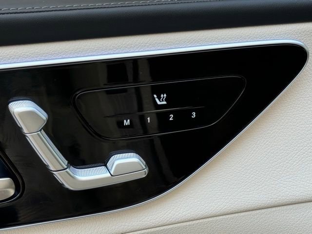 Certified 2025 Mercedes-Benz GLC 300 image 11