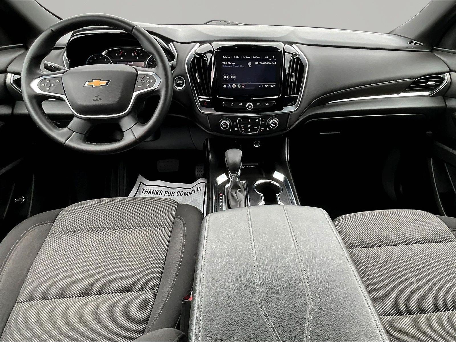 Used 2023 Chevrolet Traverse LT FWD image 7