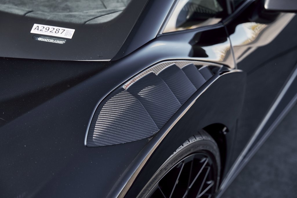 Used 2024 Lamborghini Huracan STO image 8