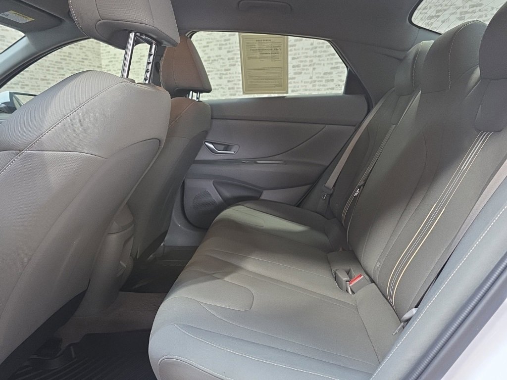 Certified 2024 Hyundai Elantra SEL image 13