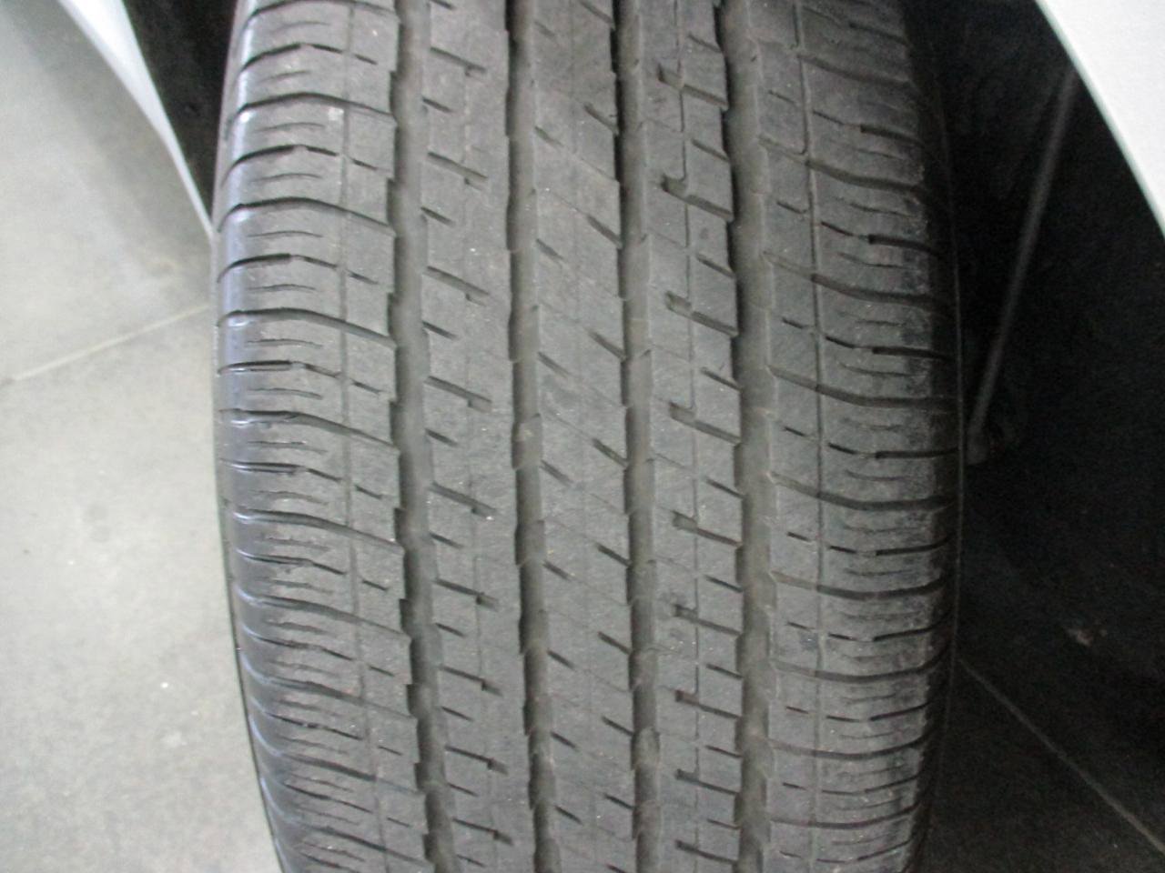 Used 2024 Chrysler Pacifica Touring-L image 30