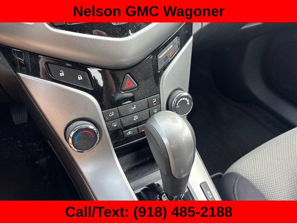Used 2014 Chevrolet Cruze LS FWD image 13