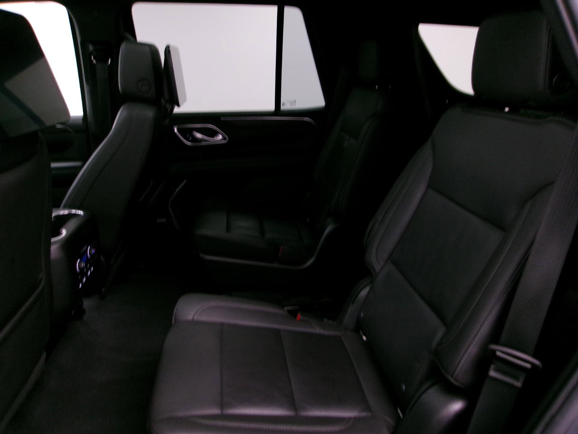 Used 2022 Chevrolet Tahoe Z71 w/ Z71 Off-Road Package image 10