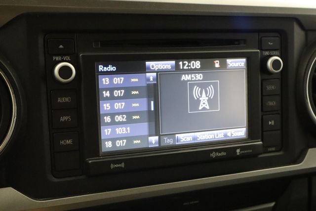Used 2018 Toyota Tacoma SR5 RWD image 27