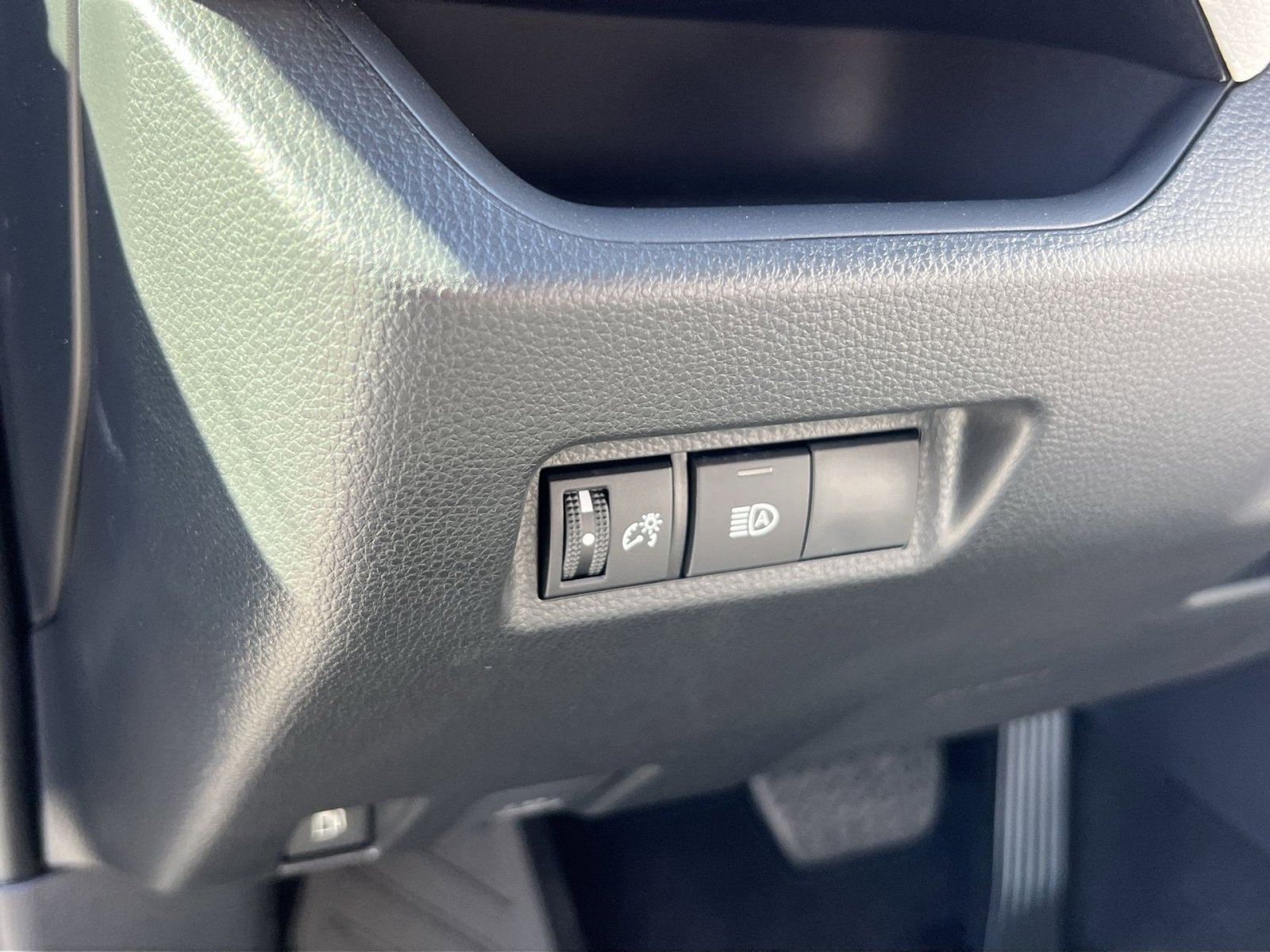 New 2025 Toyota RAV4 XLE image 23