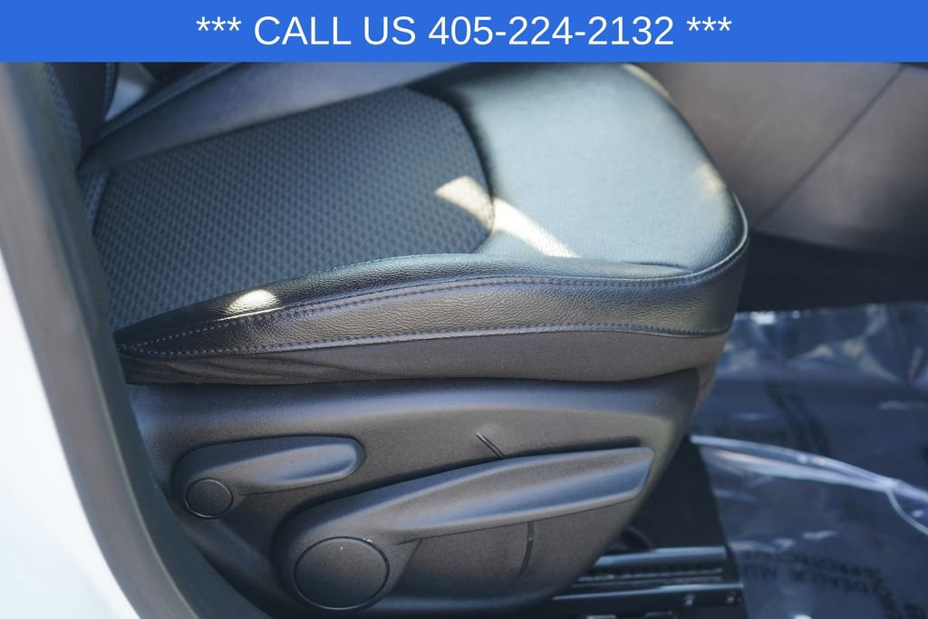 Used 2024 Jeep Compass Latitude image 23