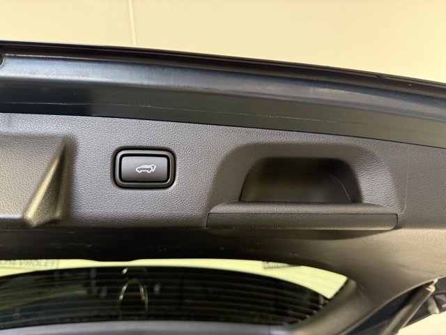Used 2024 Hyundai Palisade Calligraphy image 16