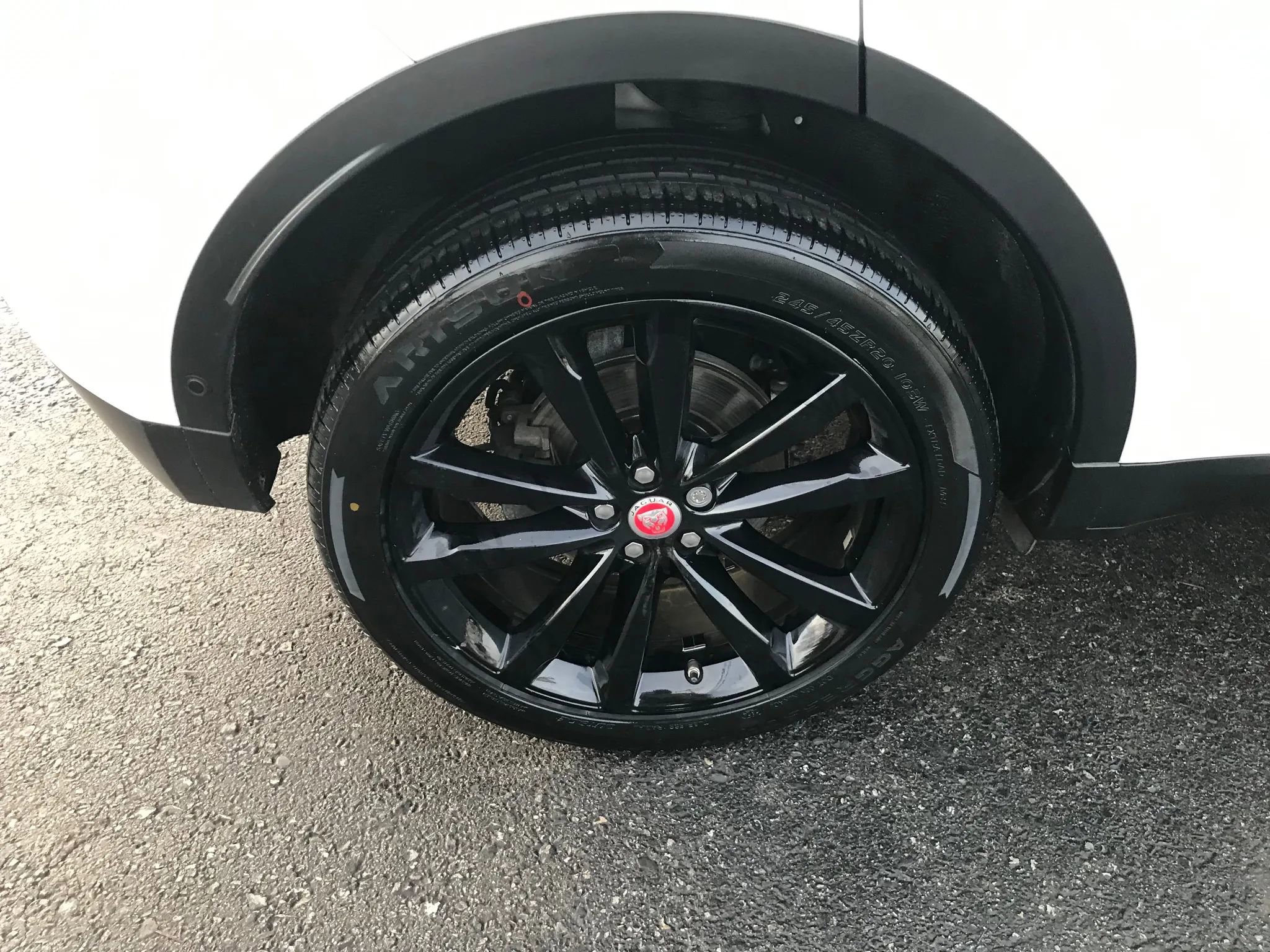 Used 2018 Jaguar E-PACE S image 46