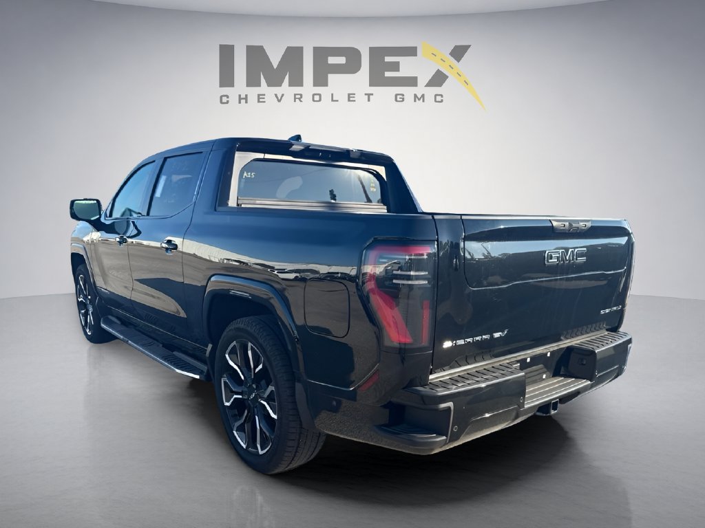 Used 2025 GMC Sierra EV Denali AWD/4WD image 3