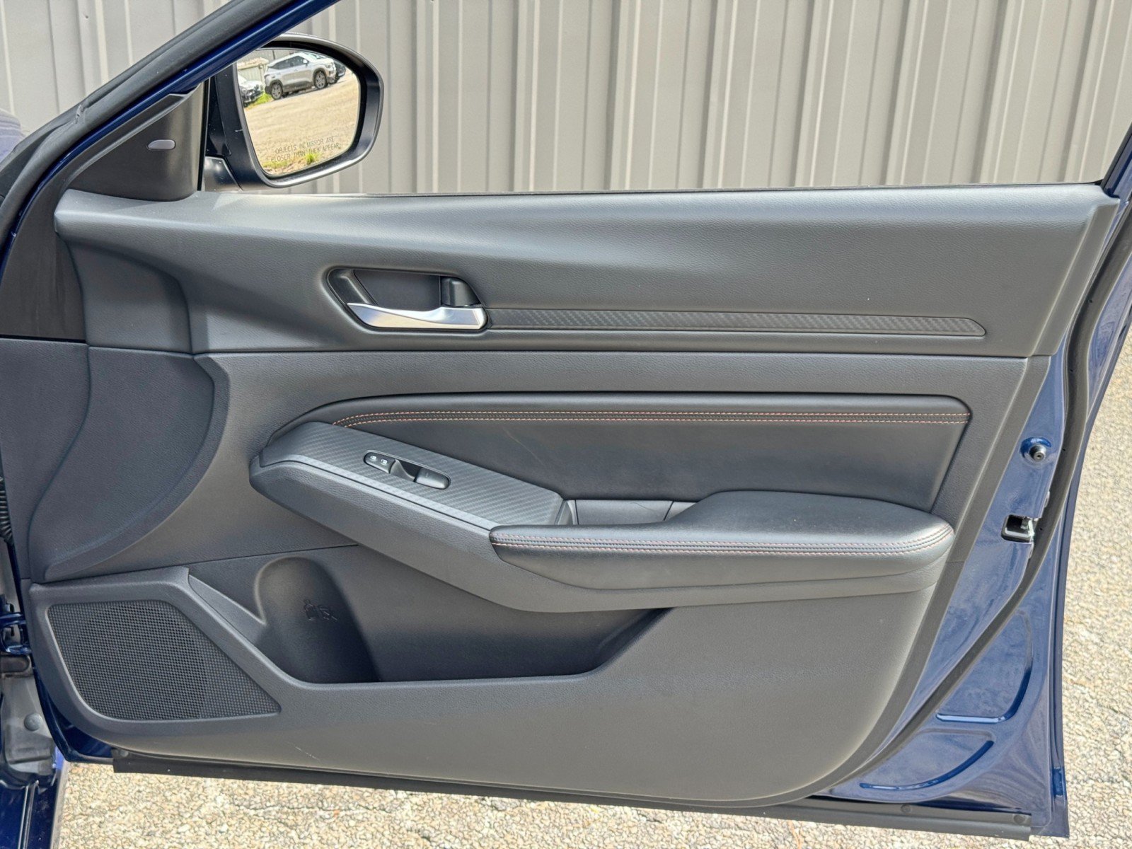 Used 2020 Nissan Altima 2.5 SR FWD image 36
