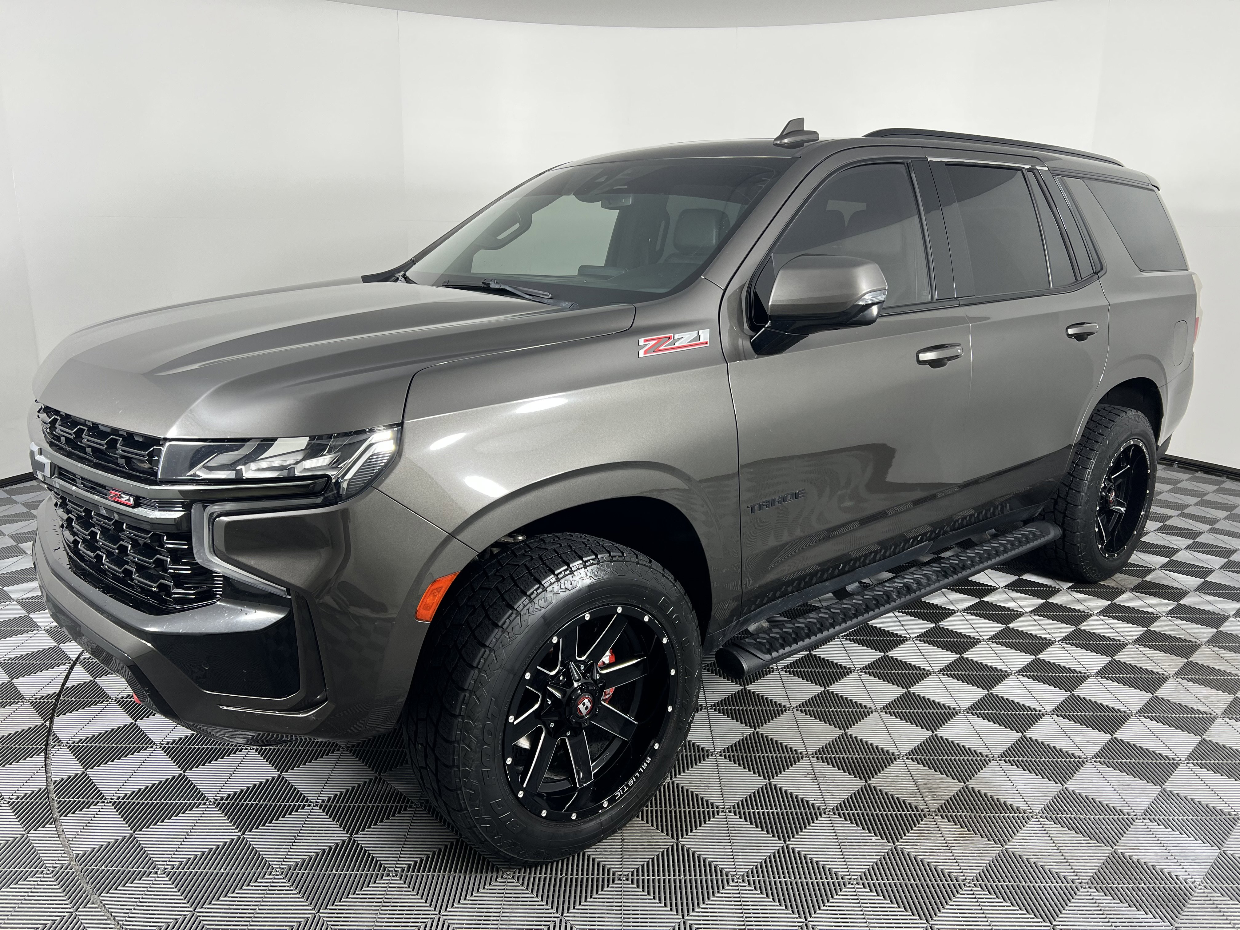 Used 2021 Chevrolet Tahoe Z71 w/ Z71 Signature Package image 5