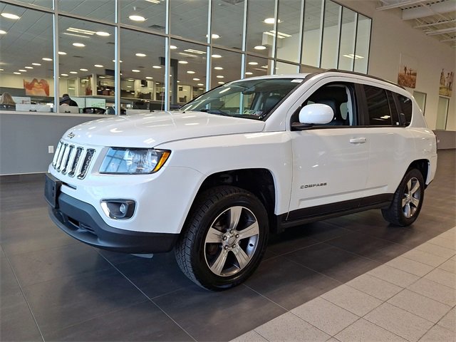 Used 2016 Jeep Compass High Altitude image 3