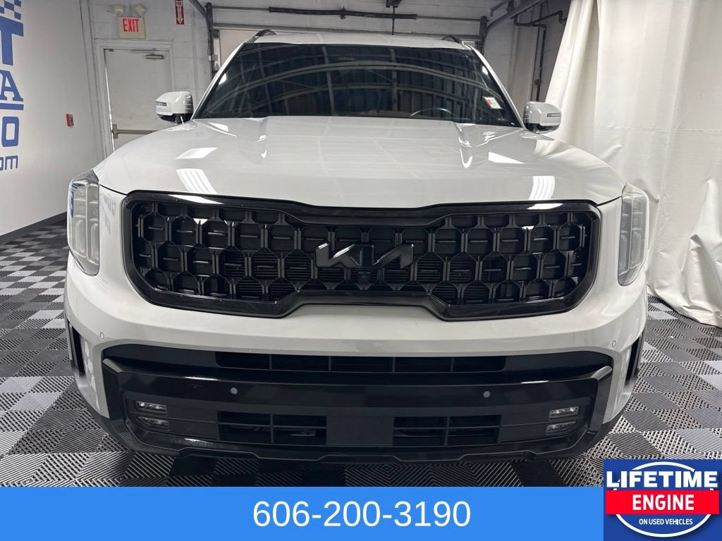 Used 2023 Kia Telluride SX X-Line AWD/4WD image 3