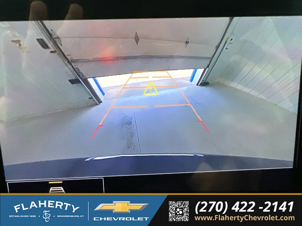 Used 2022 Chevrolet Traverse LT FWD image 34
