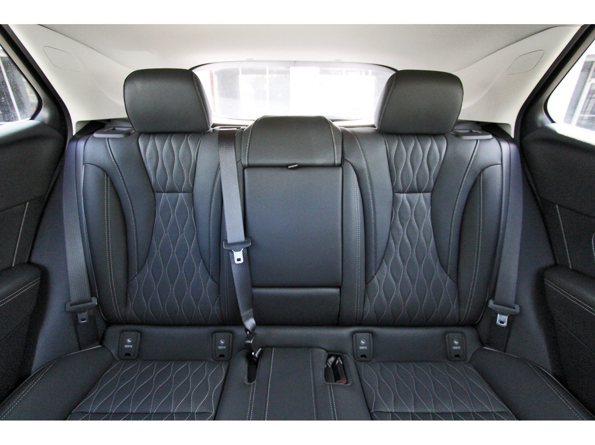 Used 2023 Buick Envision Avenir AWD/4WD image 14