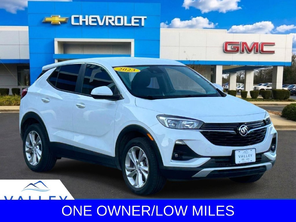 Used 2023 Buick Encore GX Preferred FWD image 1