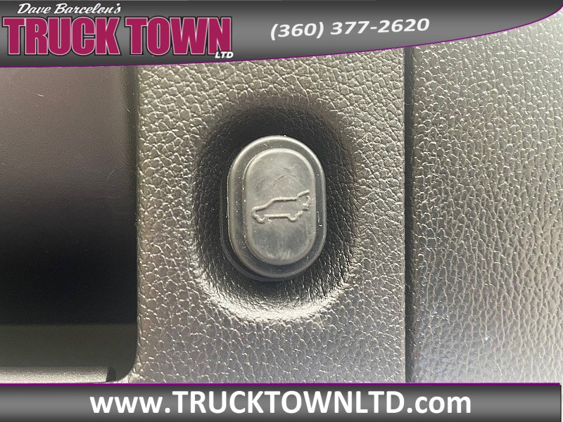 Used 2018 GMC Yukon XL SLT AWD/4WD image 14
