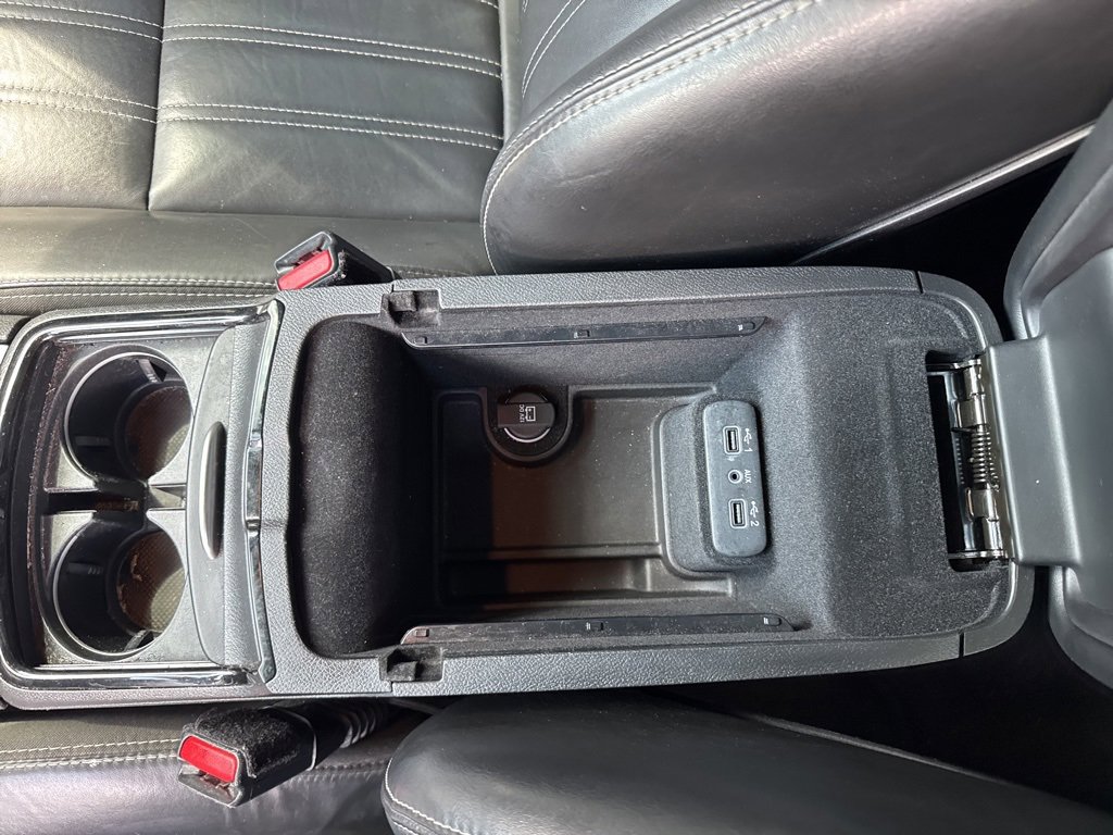 Used 2018 Chrysler 300 S w/ 300S Premium Group image 38