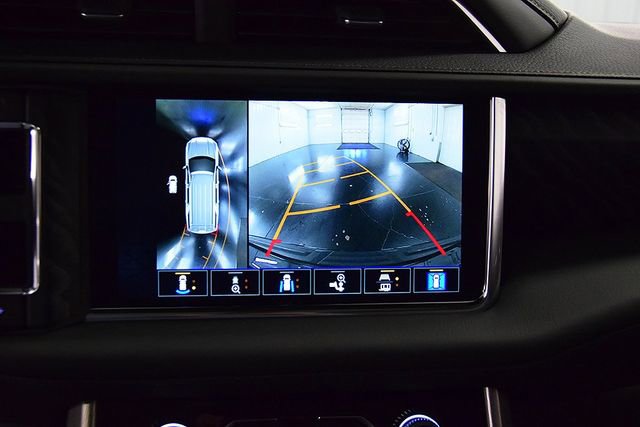 Used 2024 GMC Yukon Denali image 24