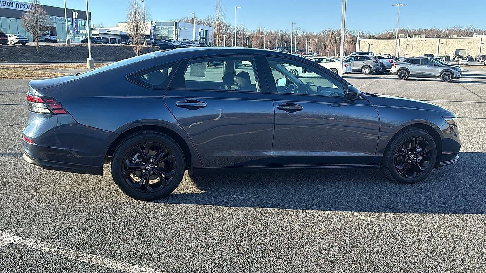 Used 2025 Honda Accord SE image 4