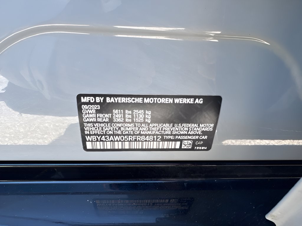 Used 2024 BMW i4 eDrive35 w/ M Sport Package RWD image 33