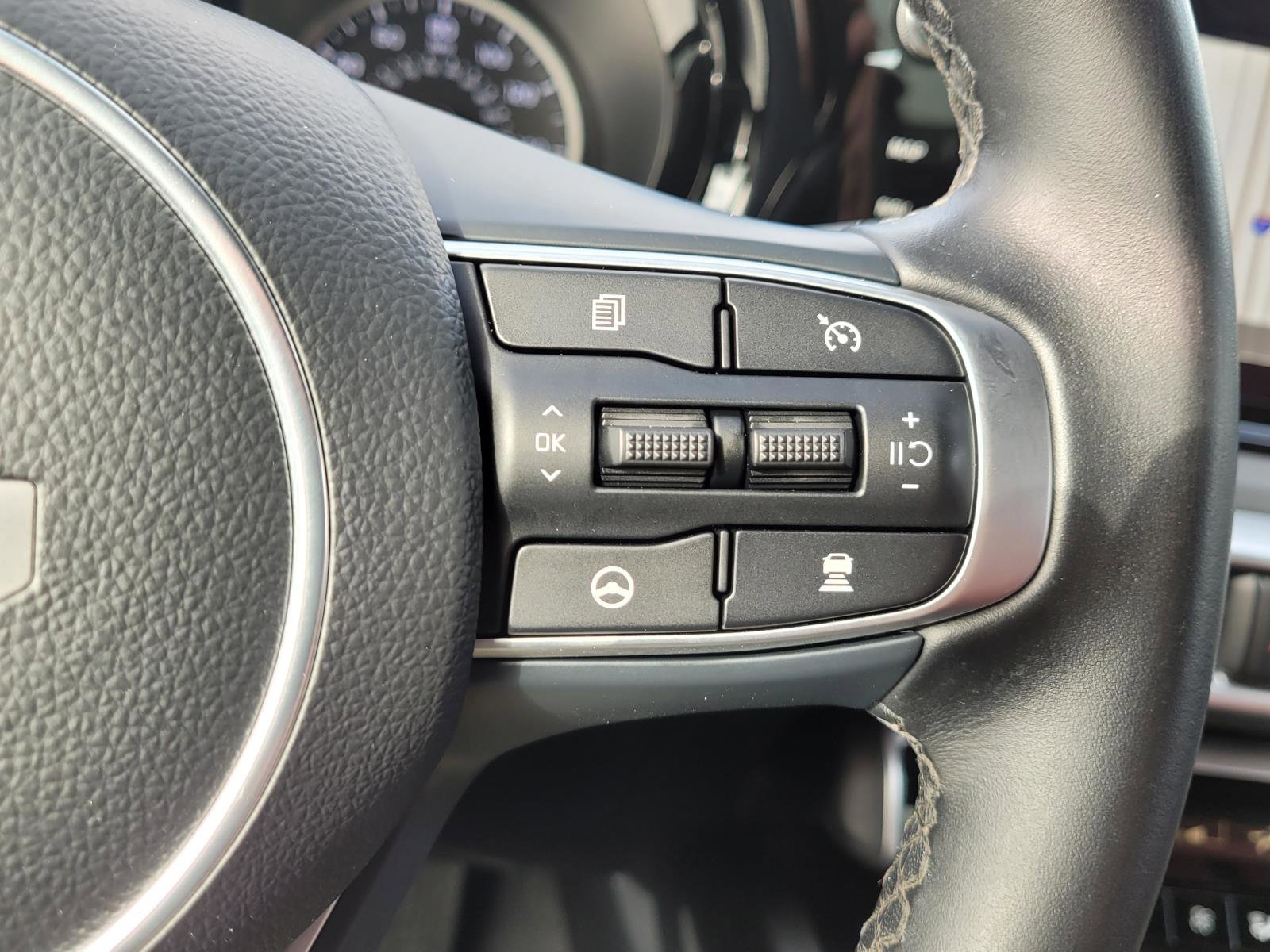 Used 2024 Kia K5 GT-Line w/ GT-Line Premium Package image 8