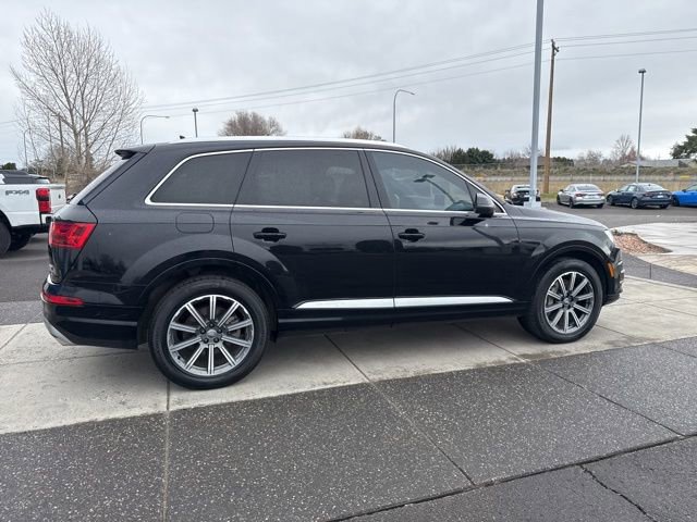 Used 2017 Audi Q7 3.0T Premium Plus w/ Premium Plus Package image 5