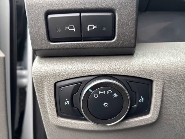 Used 2022 Ford F350 XL w/ Power Equipment Group image 17
