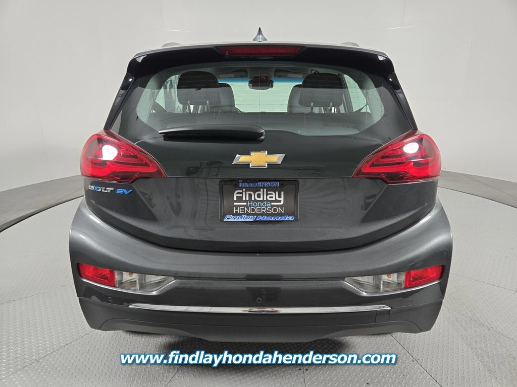 Used 2020 Chevrolet Bolt Premier w/ Infotainment Package FWD image 4