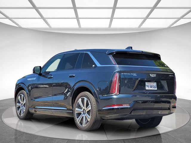 New 2025 Cadillac Escalade IQ Luxury 2 w/ LPO, Premium Carpet Package AWD/4WD image 6